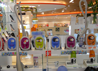 華飛(fēi)商貿：T+築起的(de)雲端數據大廈